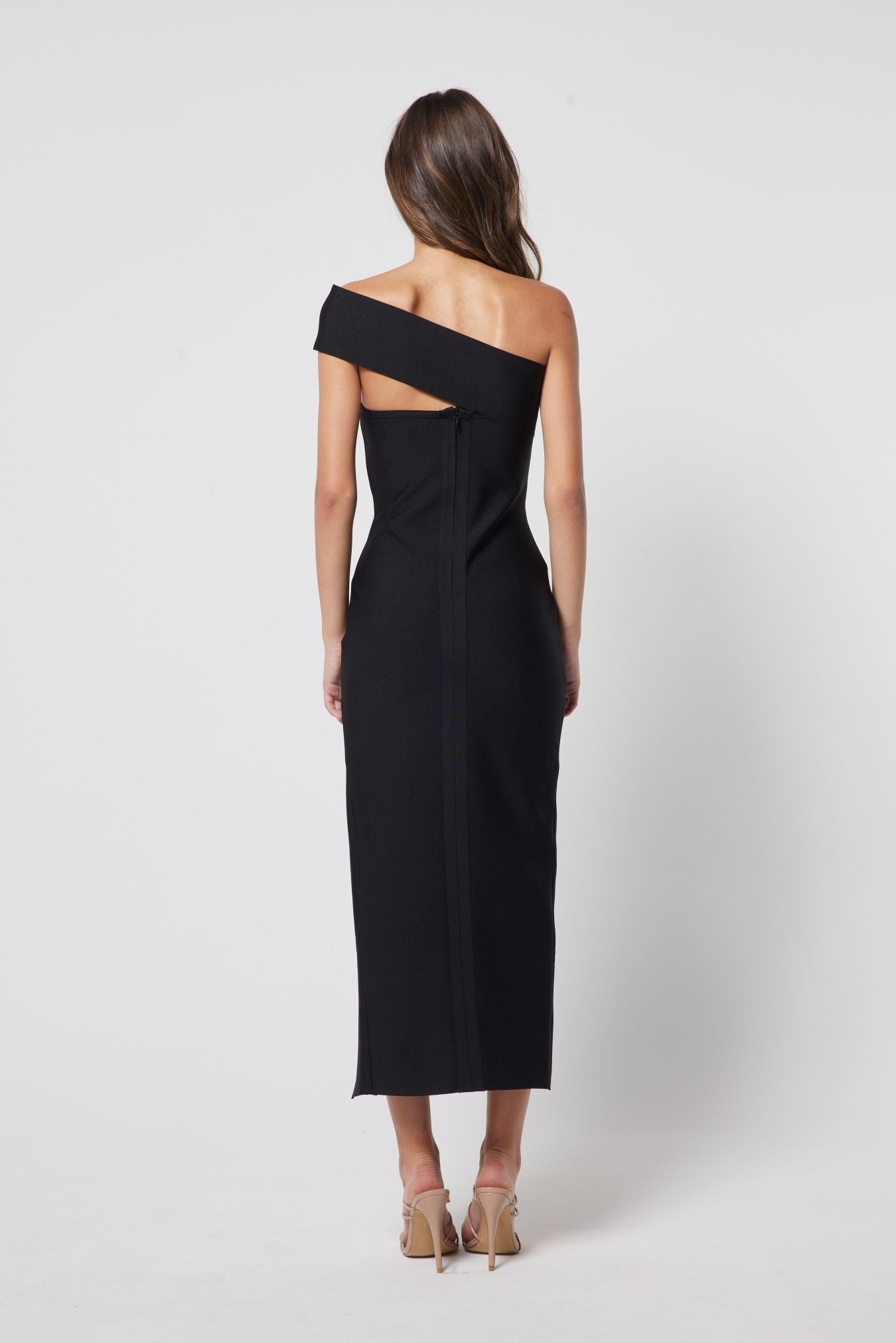 Elliatt Midi Dress - Black Size M/UK10