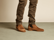 Rover Boots in Earth Glove Suede Caramel Sole