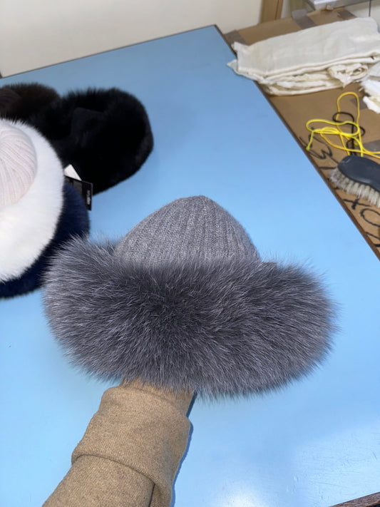 Cashmere and Fur hat OS