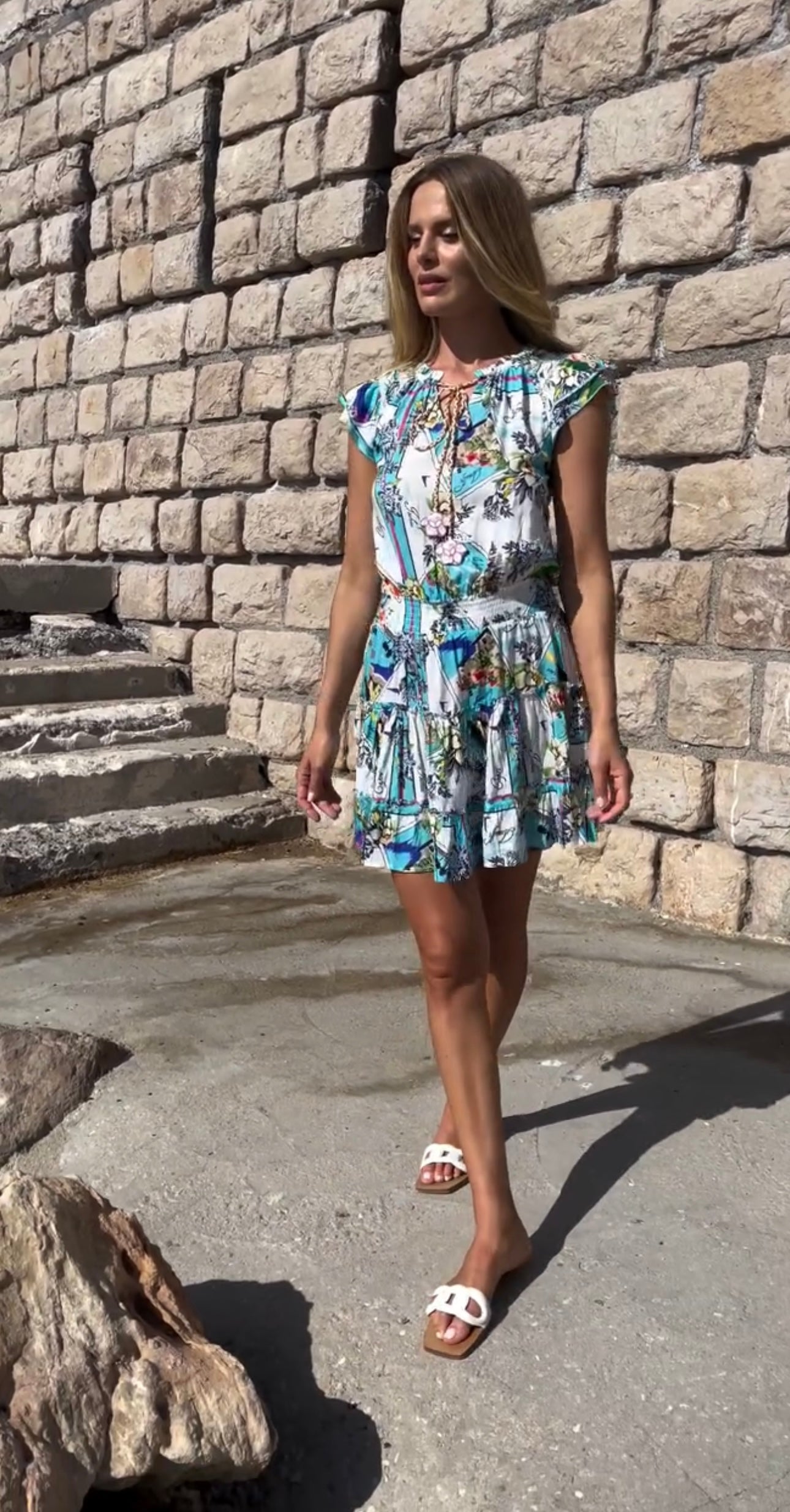 Taj by Sabrina Crippa Grotto print S