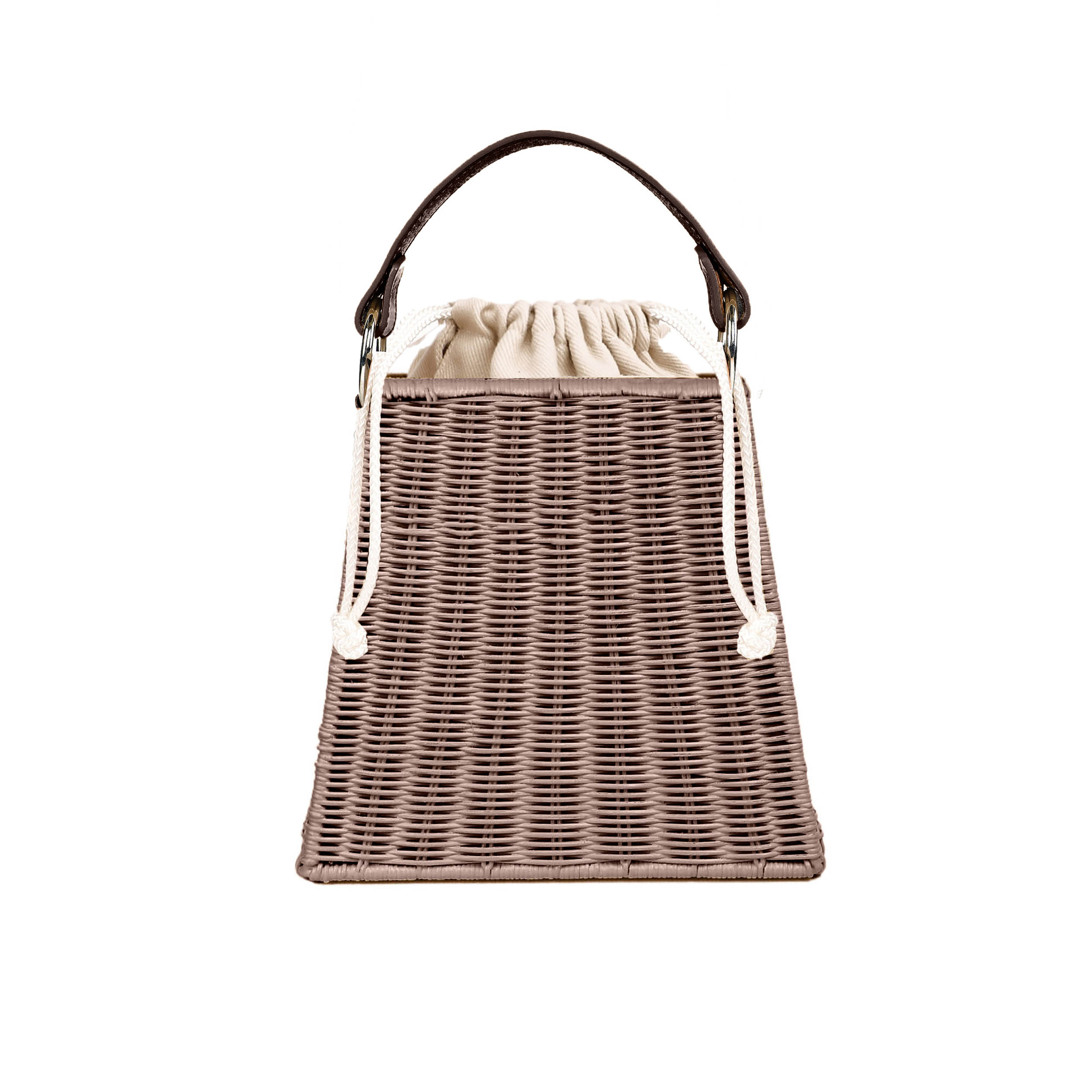 Lo-NutmegBasket-Brown-Front-1-Wicker-Wings-Basket-Handbag-Rattan-Bags-Wicker-Bags-UK-Wicker-Bags-Wicker-Bag-Straw-Basket-Handbag-Wicker-Handbag-Eco-Friendly-Purses-Wicker-Handbags-Bag_2d18ba98-4b8d-4494-95e3-92c1b1aaedc7.jpg