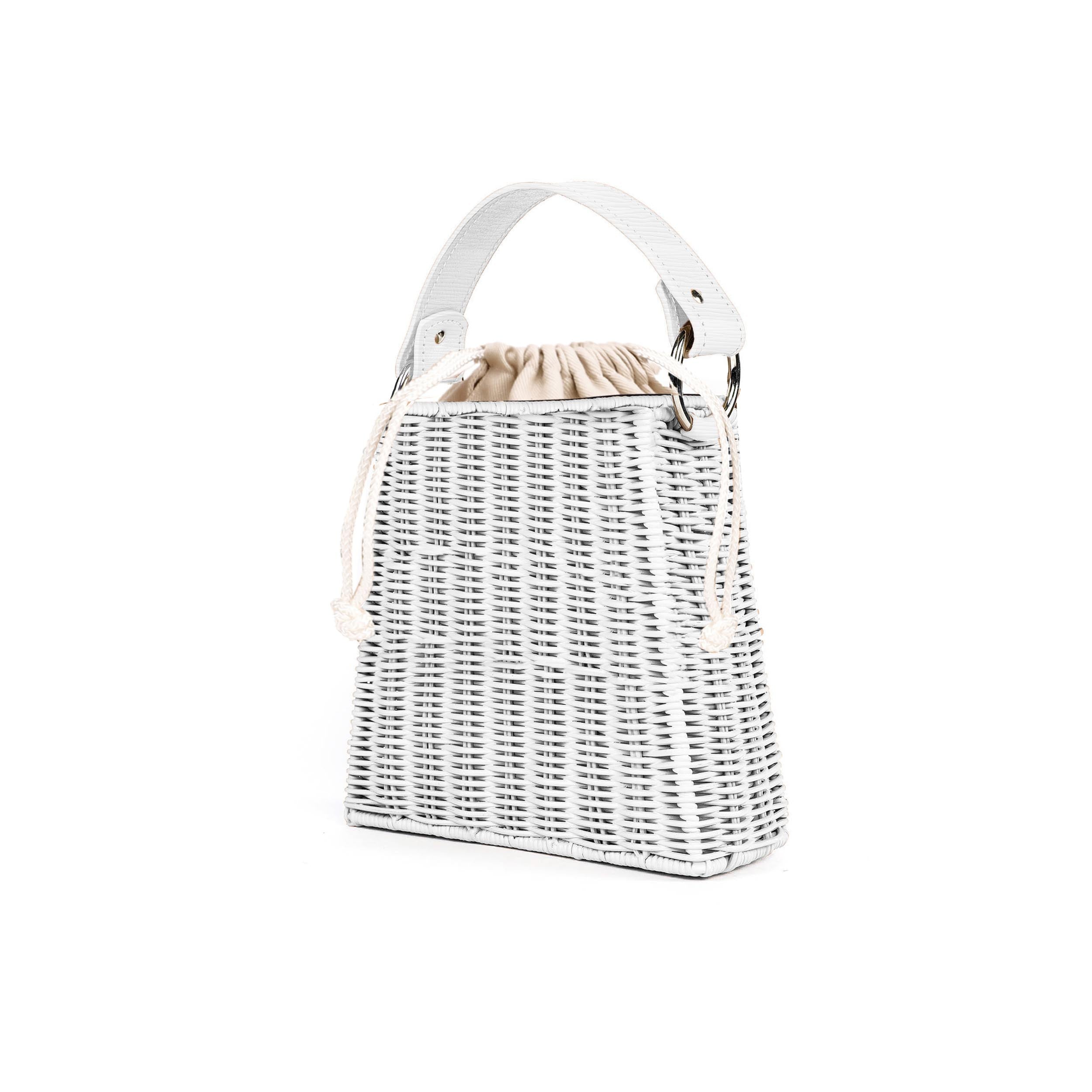 Lo-WhiteBasket-WhiteWavy-Side-1-Wicker-Wings-Basket-Handbag-Rattan-Bags-Wicker-Bags-UK-Wicker-Bags-Wicker-Bag-Straw-Basket-Handbag-Wicker-Handbag--Eco-Friendly-Purses-Wicker-Handbags.jpg