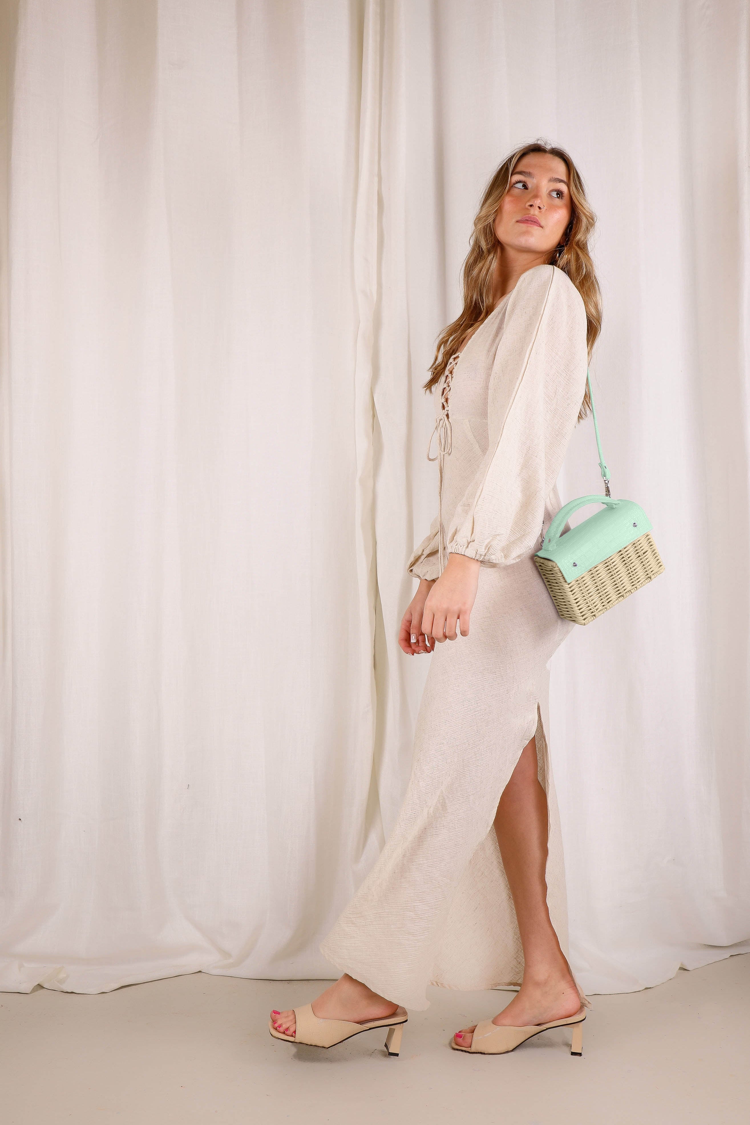 MiniKuai-MintCroco-Outfit-1-NaturalBasket-Front-Wicker-Wings-Basket-Handbag-Rattan-Bags-Wicker-Bags-UK-Wicker-Bags-Wicker-Bag-Straw-Basket-Handbag-Wicker-Handbag--Eco-Friendly-Purses.jpg
