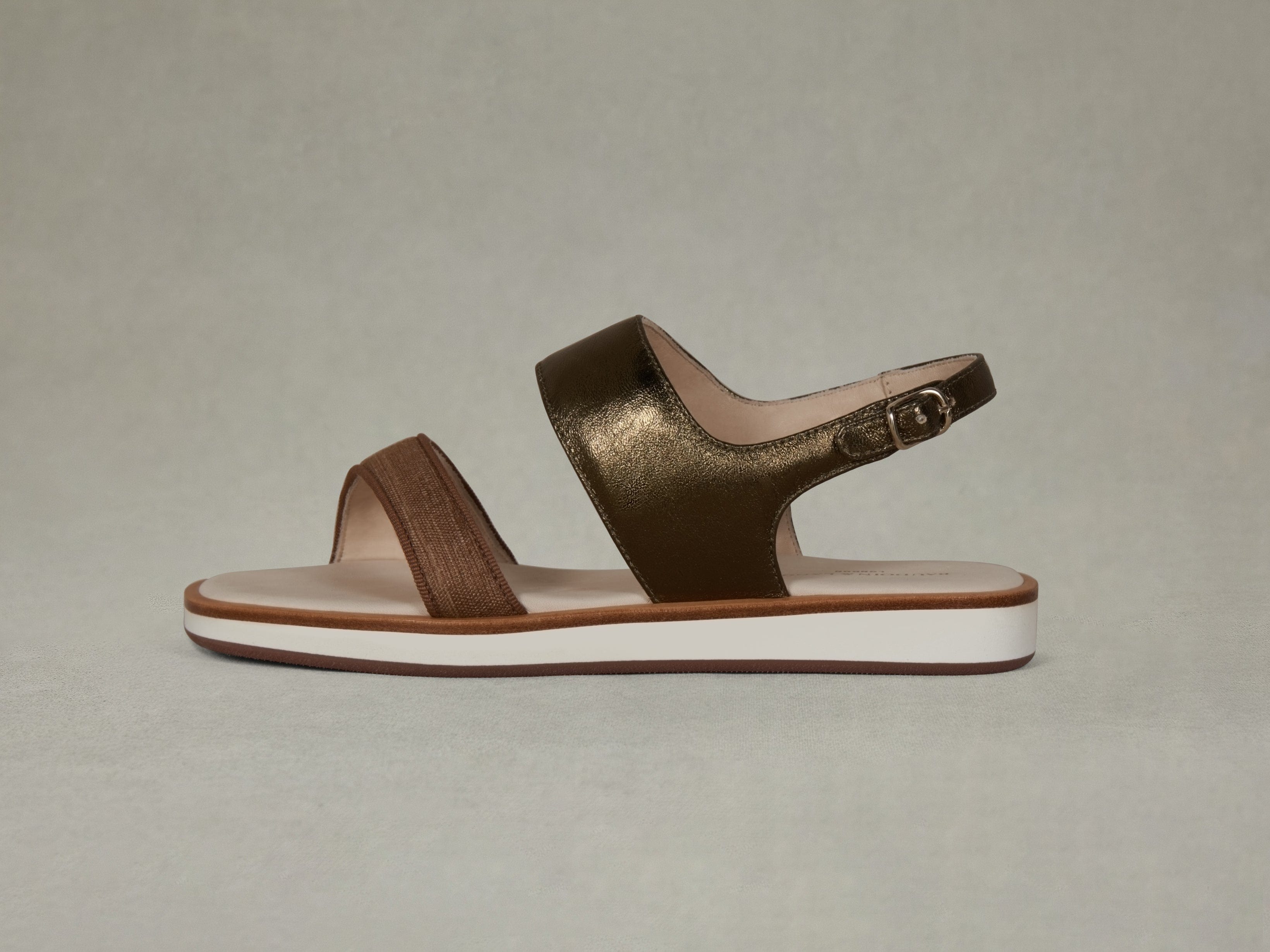 Nuage Sandal in Sirocco Silk and Metal Nappa