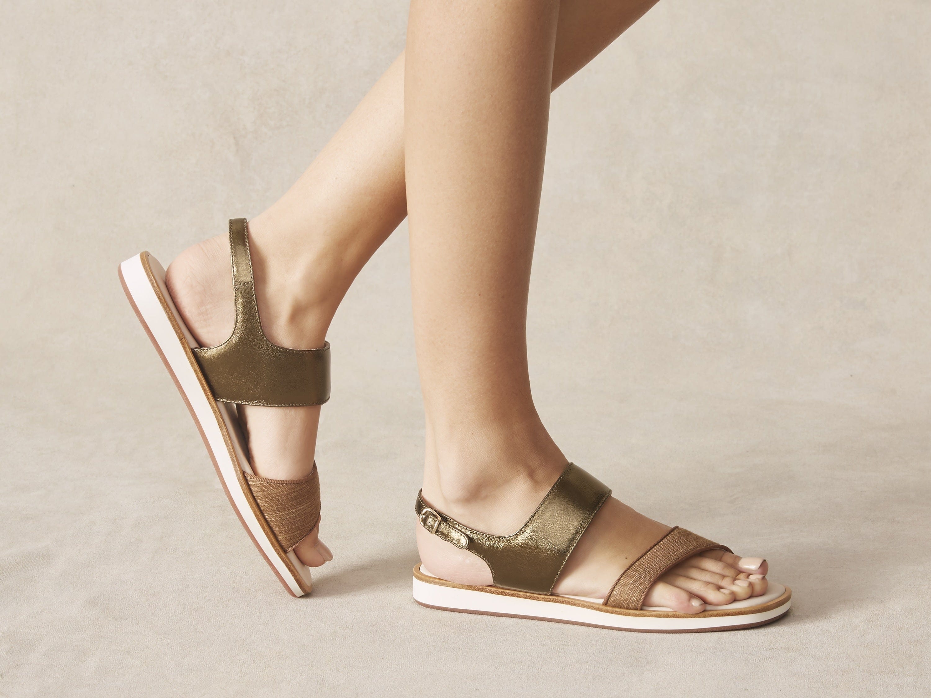 Nuage Sandal in Sirocco Silk and Metal Nappa