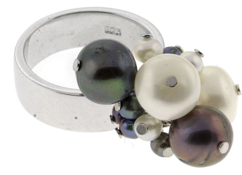 Pearl ring