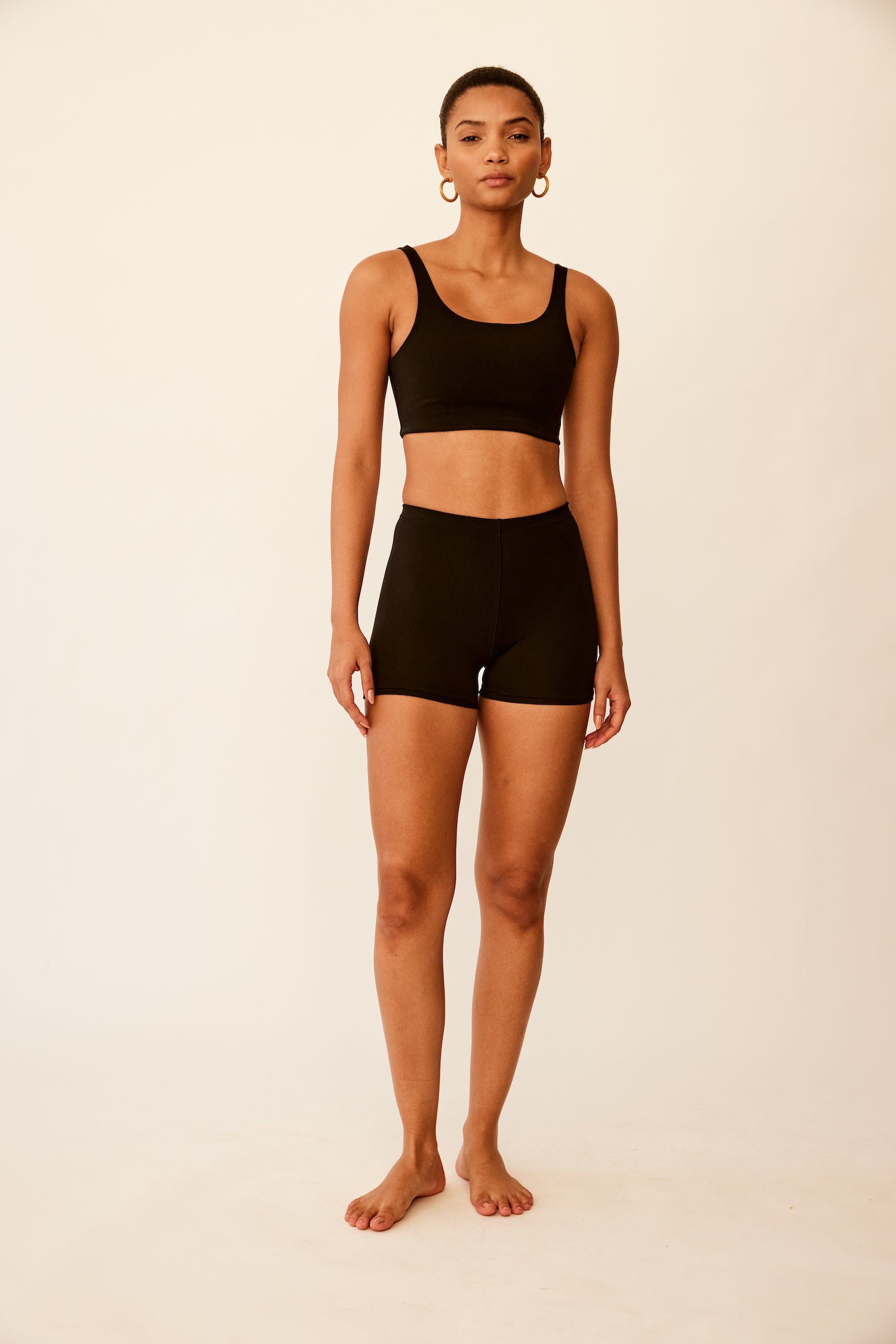 EVERYDAY SHORT BLACK