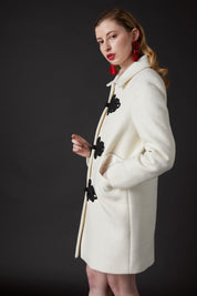 SKYLENCE - Windsor Ming Coat White - SAMPLE SALE LONDON 