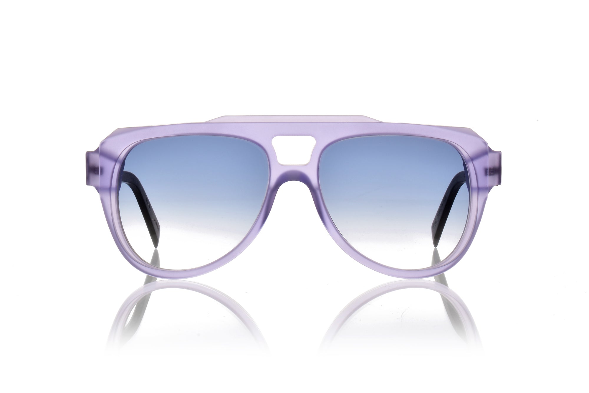 Sunglasses_Collection_James_C2s_Iris_Product_Image_01.jpg