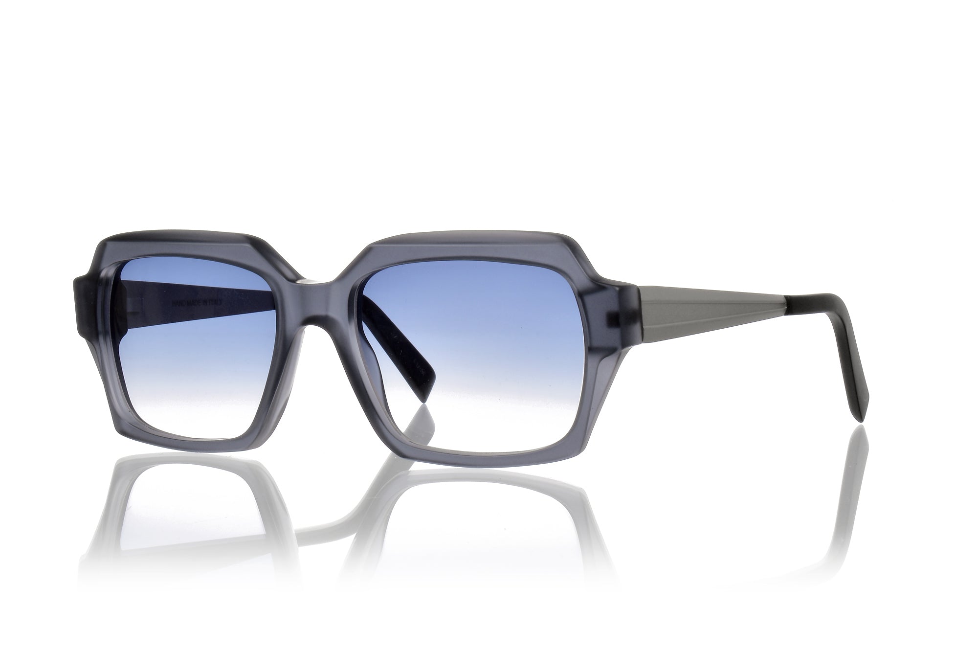 Sunglasses_Collection_Liam_S1s_Jet_Product_Image_02.jpg