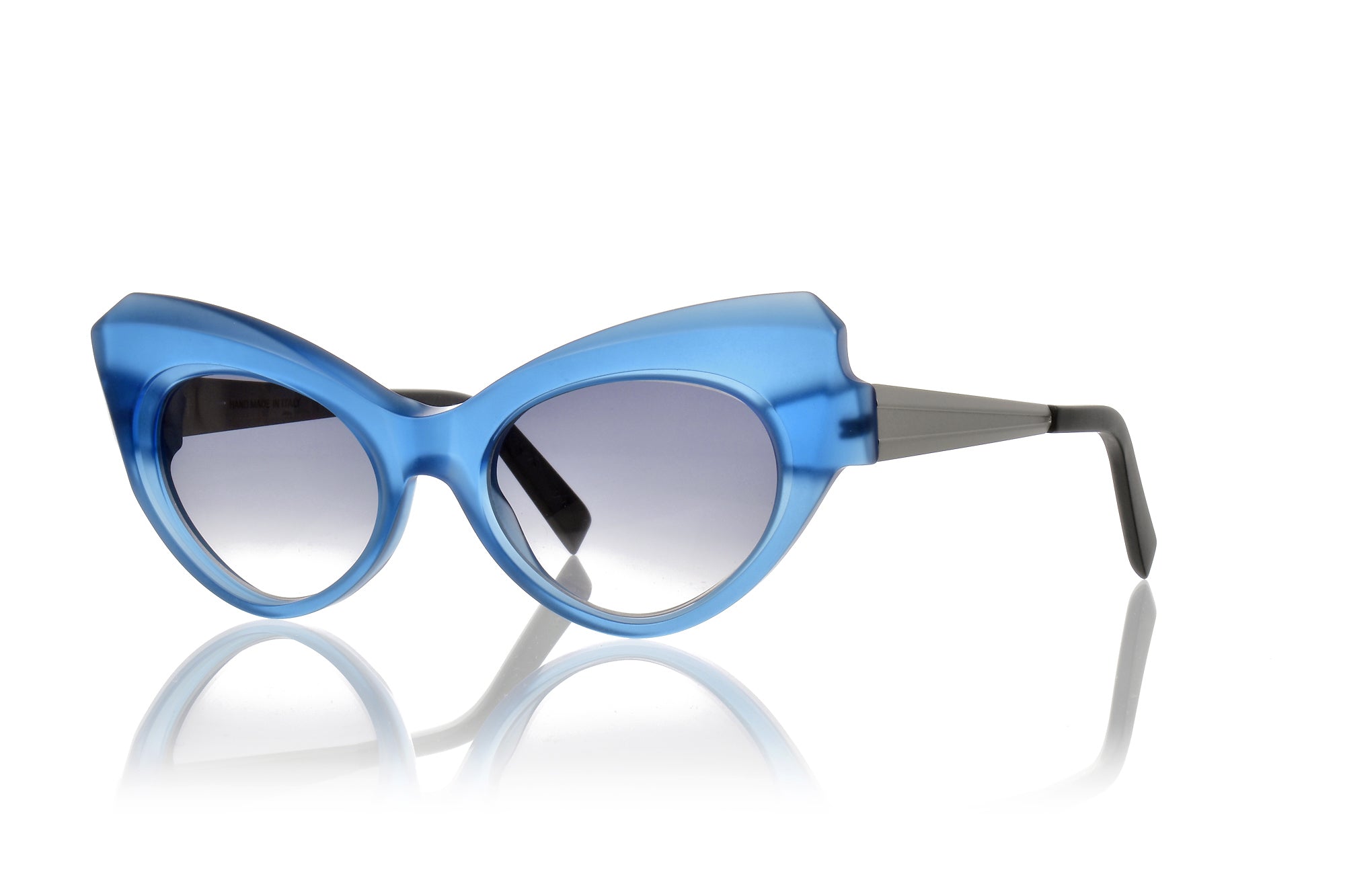 Sunglasses_Collection_Mia_S4_Royal_Product_Image_02.jpg