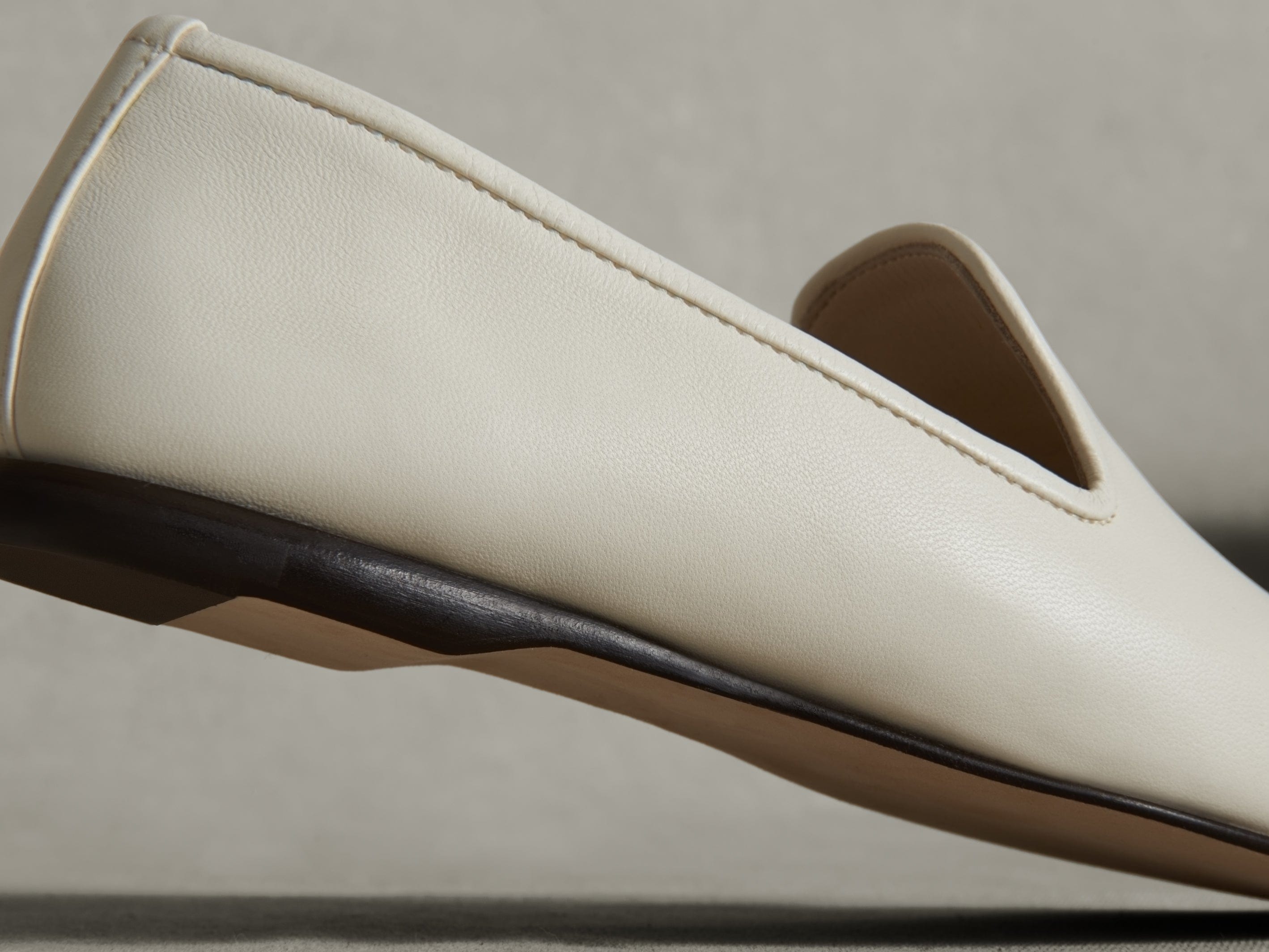 Fenice Loafers in Blanc Cassè Nappa