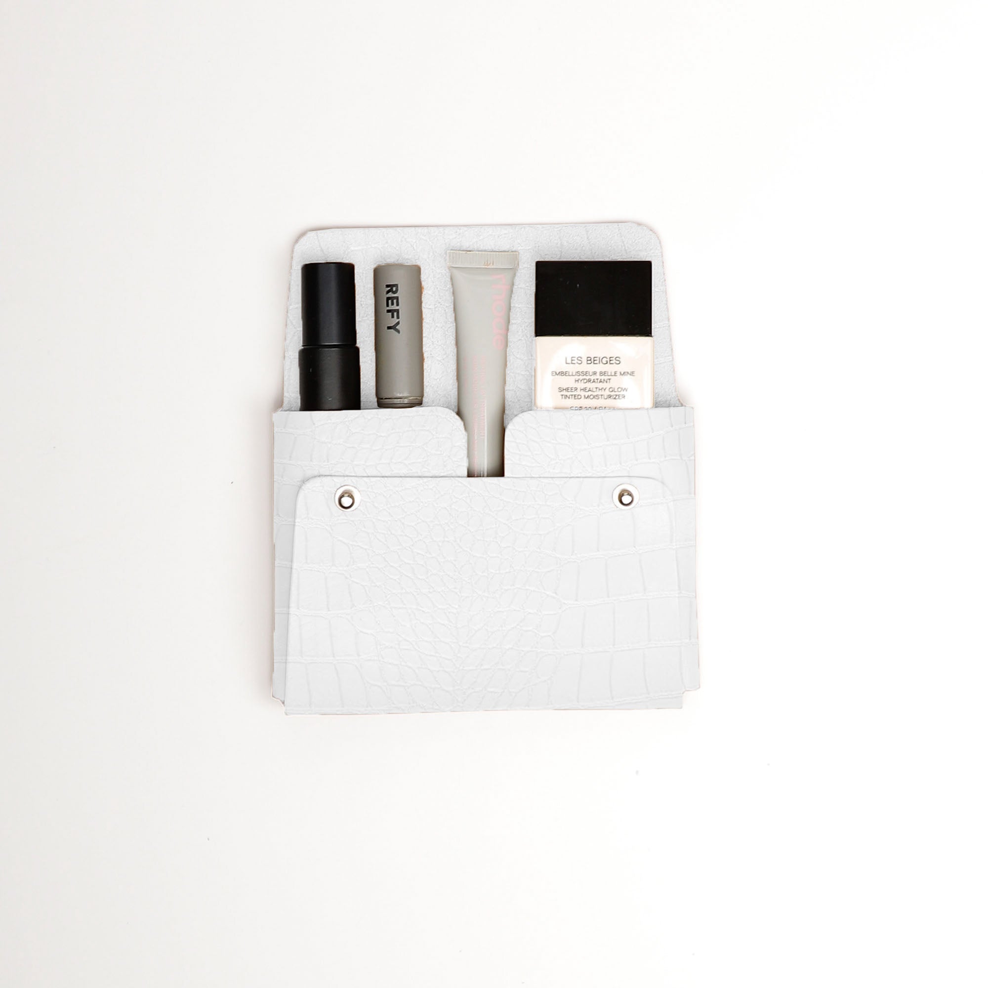 WickerWings-Pouch-Medium-White_Croco-3_7037cf11-0334-4d1b-8462-0902a715d026.jpg