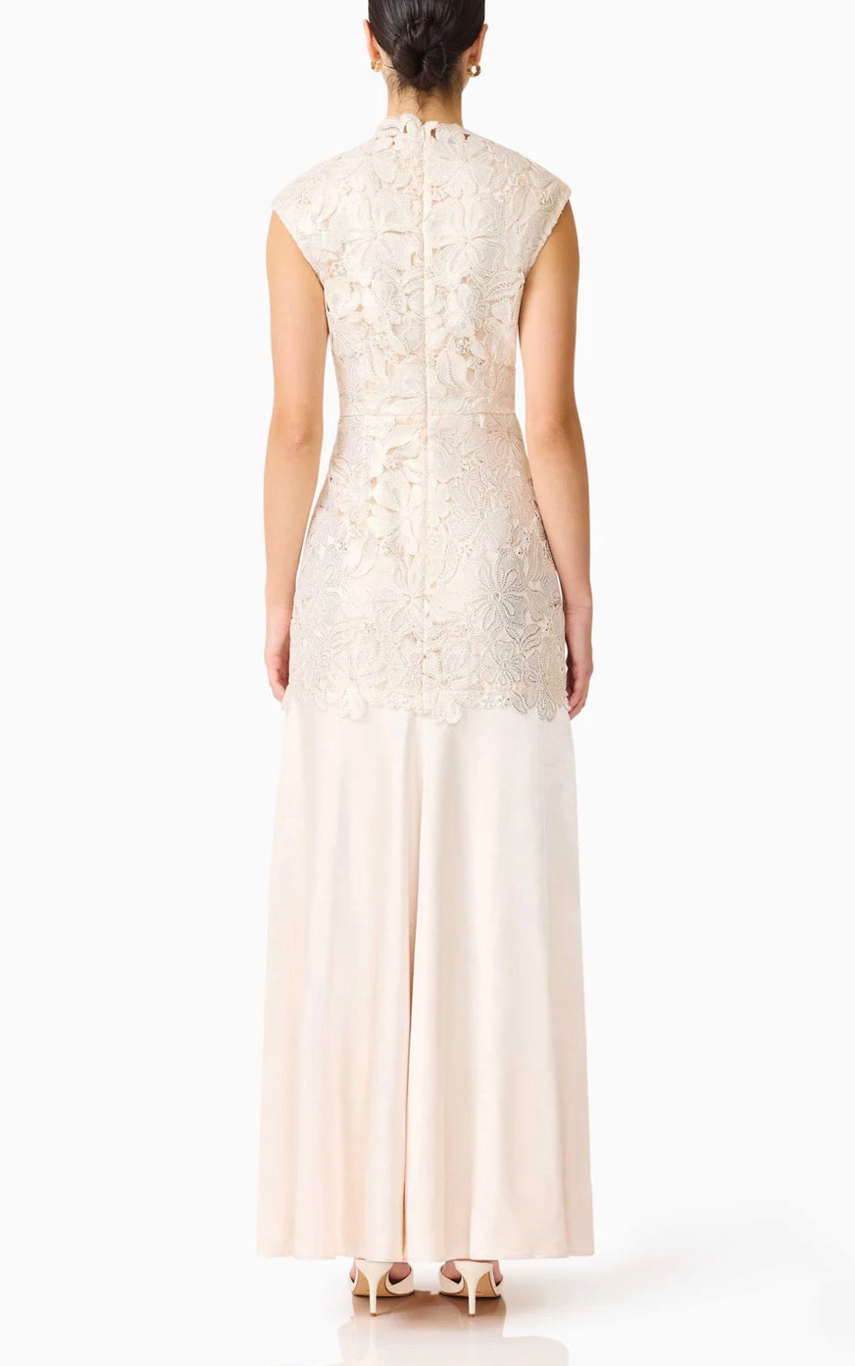 Elliatt Nicoletta High Neck Gown - Gold Size S/UK8