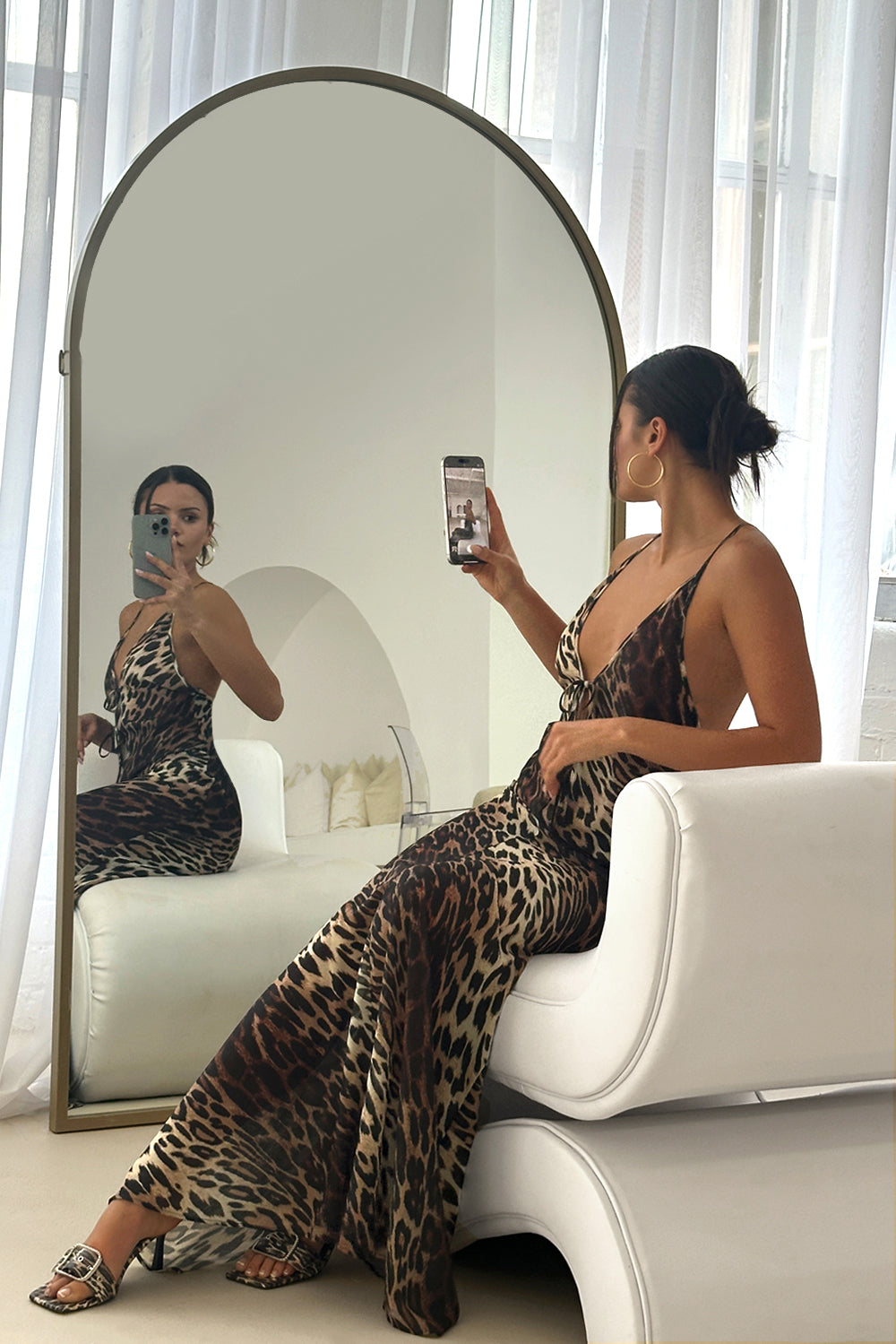 day6-womens-suki-tie-front-_maxi-dress-leopard-print-003.jpg