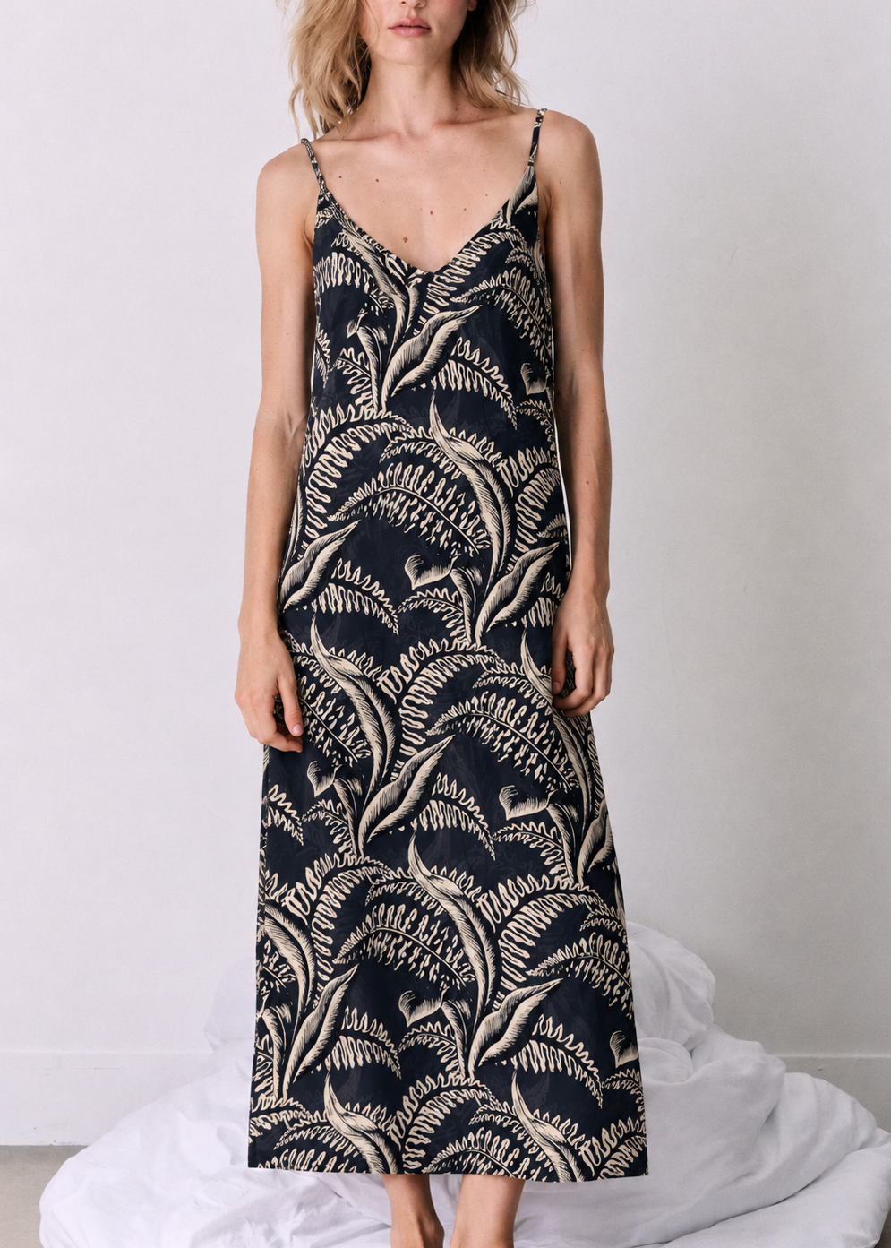 Desmond & Dempsey Nightie - Size M