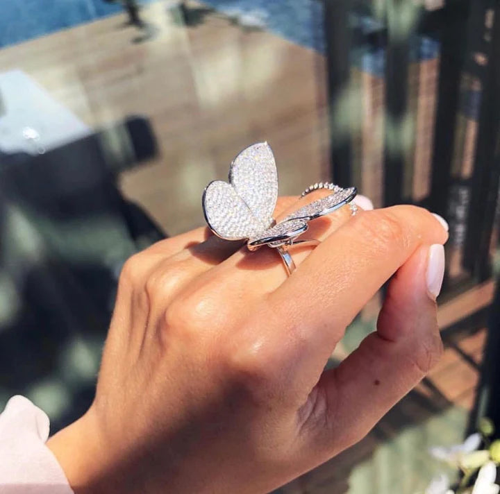 AJ - Ring “Moving Butterfly” One Size