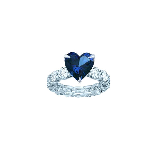 AJ - Ring with sapphire heart