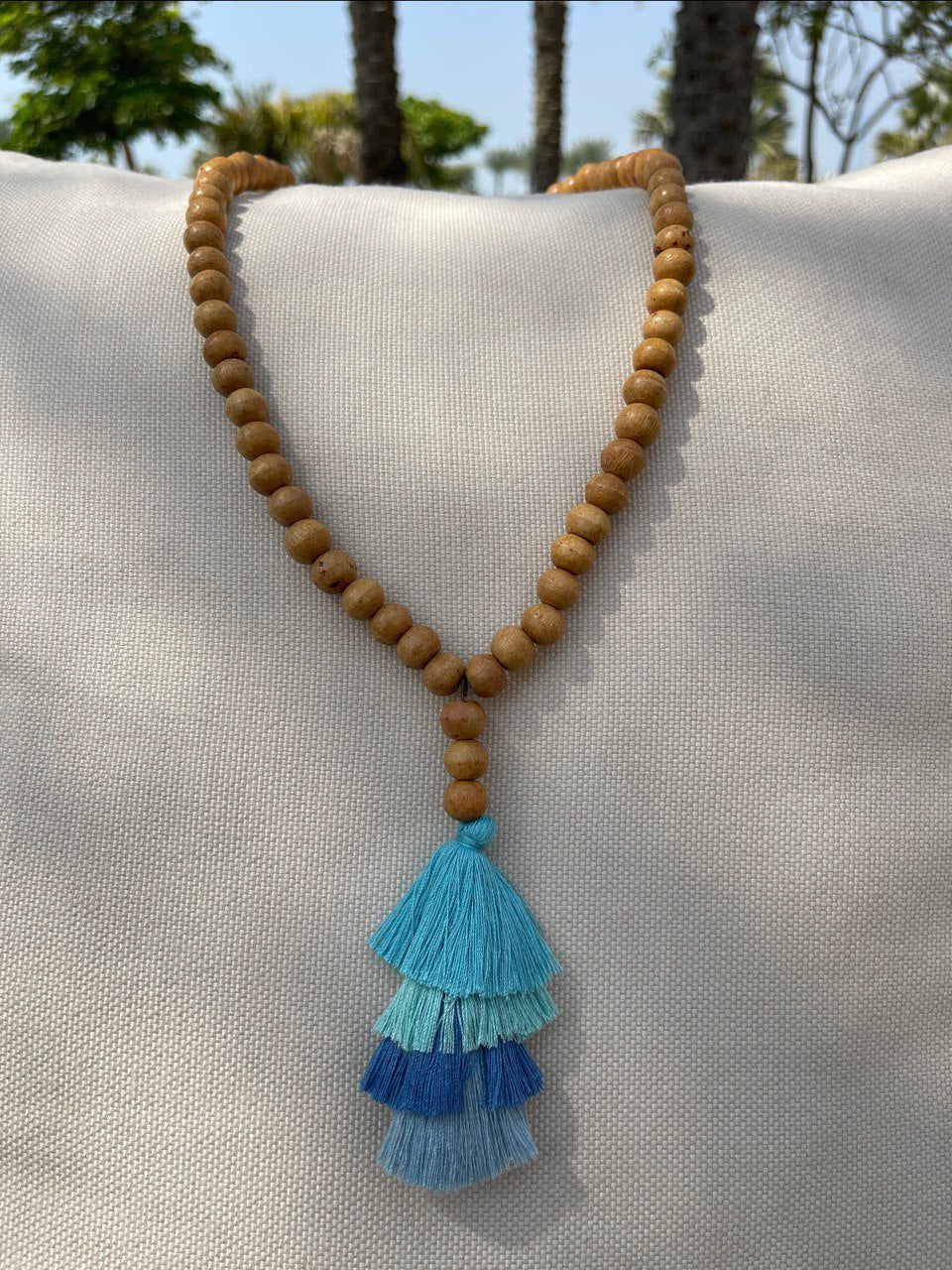 Atelier DXB - Handmade blue necklace
